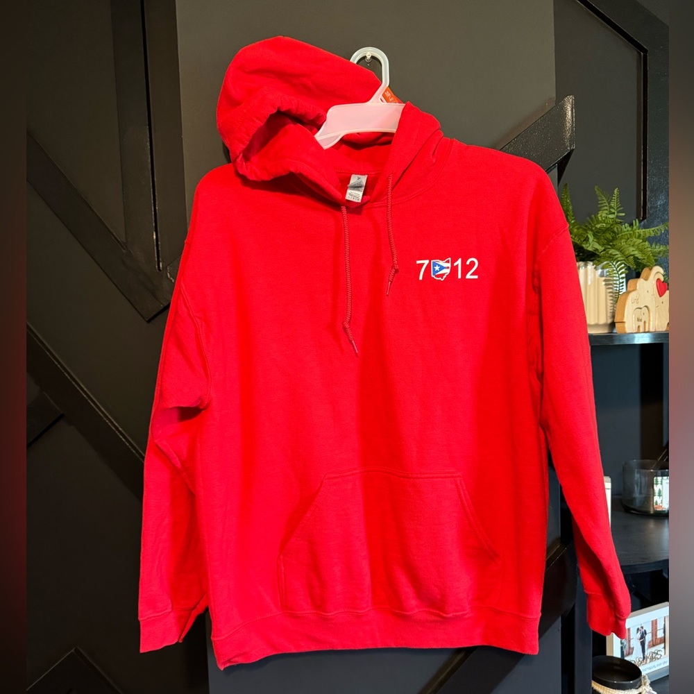 Gildan Red Hoodie with Logo Size Large NWOT